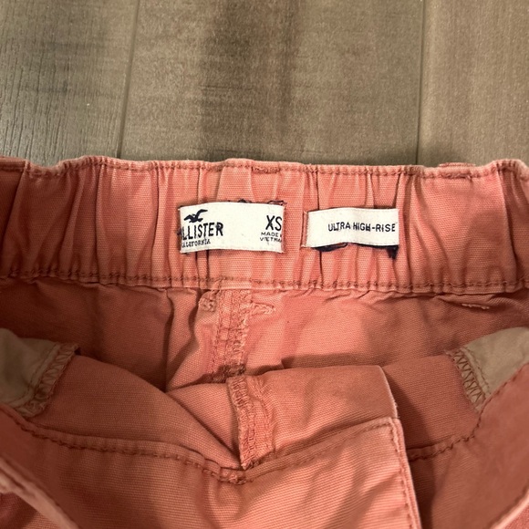Hollister Ultra High Rise Cargo Jogger - Picture 3 of 4